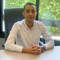 أخصائي علاج الأورام و العلاج الإشعاعي ( الخارجي و الموضعي )