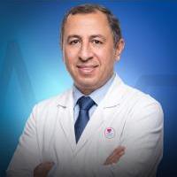 أستاذ الأمراض الجلدية والتناسلية بمستشفى دار الفؤاد - إستشاري أول حساسية الجلد والمناعة