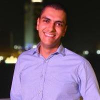 اخصائي طب الفم والاسنان