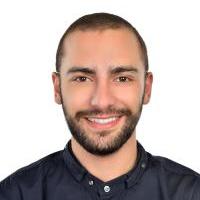 أخصائي علاج طبيعي واصابات ملاعب