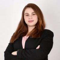 اخصائي تركيبات وزراعة الأسنان