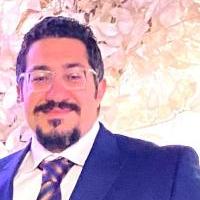 استشاري طب و جراحات الأنف و الاذن و الحنجرة