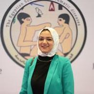 أخصائي أمراض المفاصل والروماتيزم والمناعة.
