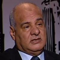 استشارى اول امراض الباطنة والجهاز الهضمي كليه طب القصر العيني