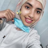 أخصائي طب وجراحة الفم والأسنان