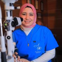 زميل طب وجراحة العيون والليزك