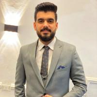 اخصائي طب وجراحة وتجميل الفم والاسنان