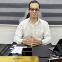 اخصائي أمراض الباطنة والغدد الصماء و السكر