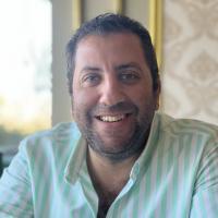 اخصائي طب و جراحه العيون