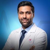 إستشارى الباطنة العامة والجهاز الهضمي والكلى والغدد الصماء والسكر و القلب