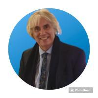 استشاري جراحة الأنف و الأذن و الحنجرة كلية طب القصر العيني-جامعة القاهرة.