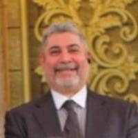 إستشارى أمراض باطنة و سكر و كلى و زراعة الكلى