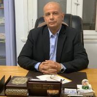 استشاري اول الجراحة العامة و جراحة المخ والاعصاب