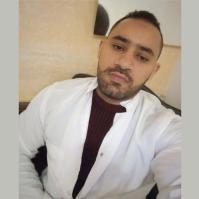 اخصائي طب وجراحه الفم والاسنان