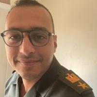 استشارى انف واذن وحنجرة نقيب بالقوات المسلحه . زميل م. جراحات ومناظير الانف والاذن والحنجرة. استشاري الانف والاذن والحنجرة بمستشفى السلام الدولى بالمعادى و معهد السمع والكلام التعليمى. ماجستير جامعة الازهر