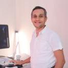 اخصائي امراض النساء والتوليد