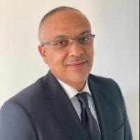 دكتور محمد يوسف
كبير أطباء قسم طب العظام بمستشفى بورتاڤيستفاليكا - ألمانيا
إستشاري أول طب وجراحة العظام والحوادث