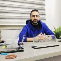 أخصائي أنف وأذن وحنجرة