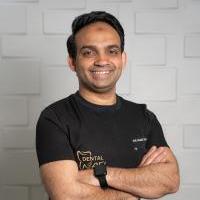 استشاري زراعة و تجميل الاسنان