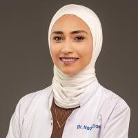 اخصائية علاج طبيعي واصابات الملاعب