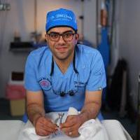 استشاري جراحة الاطفال وحديثي الولادة وتجميل الاعضاء التناسلية و المناظير واصلاح الاختلافات الخلقية