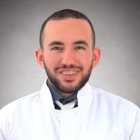 د. عمرو ماهر أخصائي طب الفم و الأسنان (القصر العيني) 
ماجستير العلاج التحفظي و تجميل الأسنان ( القصر العيني)