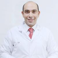 استاذ م. جراحة الأوعية الدموية - جامعة عين شمس