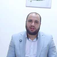 استشاري و دكتوراة جراحة الأوعية الدموية والقسطرة الطرفية والقدم السكري والدوالي بجامعة الأزهر بالقاهرة