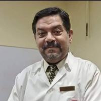 أستشارى الباطنة العامة والغدد الصماء والكبد وفقر الدم وقلب واوعية وجراحة عامة