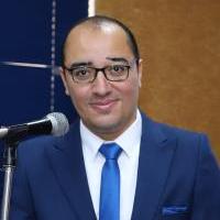 اخصائي امراض الباطنة و السكر و الجهاز الهضمي