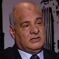 استشاري اول امراض الباطنه والجهاز الهضمي