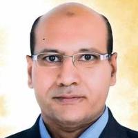استشاري جراحة العظام والمفاصل والعمود الفقري