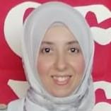 أخصائي التجميل والعناية بالشعر والبشرة