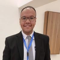 استشاري طب الاطفال وحديثي الولادة