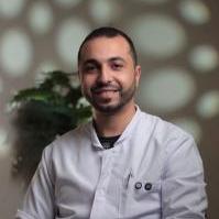 أخصائي الجراحة العامة وجراحة الأورام والمناظير