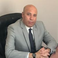 استشاري أطفال وحديثي الولادة والعناية المركز للأطفال