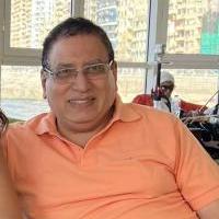 استشاري ثالث اسنان