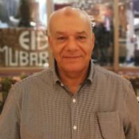 استشاري أول طب الاطفال و حديثي الولاده