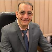 إستشاري ورئيس قسم الأنف والأذن والحنجرة.. وجراحات مناظير الأنف والجيوب الأنفية بمستشفى العجوزة .