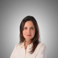 استاذ الباطنه والكلي جامعه عين شمس