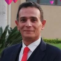 اخصائي نفسي ودكتوراه في علم النفس