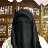 أخصائية امراض الاطفال و حديثي الولاده