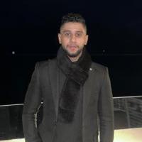 استشاري طب الفم و جراحات الاسنان