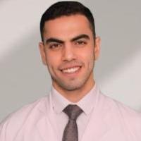 أخصائي انف و اذن و حنجرة بالقوات المسلحة ، عضو الجمعيه المصرية للانف و الاذن ، عضو الاكاديميه الطبية العسكرية
العياده مجهزة بأحدث المناظير و العدسات للتشخيص الدقيق