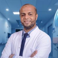 إستشاري جراحة الأوعية الدموية و القسطرة الطرفية والقدم السكري