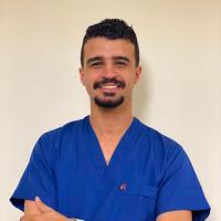 استشاري ومدرس العلاج الطبيعي جامعة القاهرة