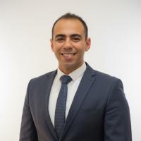 اخصائي امراض واورام الدم و المناعه