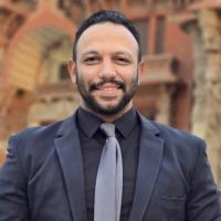 اخصائي امراض الجراحة العامة و المناظير