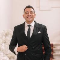 أستاذ و أستشاري أمراض النساء و التوليد بكليه الطب القصر العيني