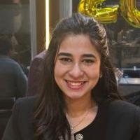 اخصائي طب وجراحة الفم والاسنان